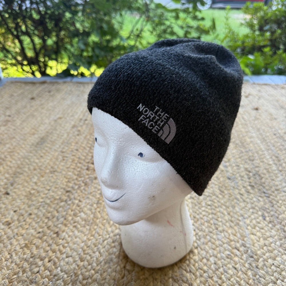 The North Face Jim Beanie Charcoal Grey Wool Blend Fleece Lined Hat Unisex OS